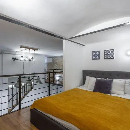 The Address Loft 22ppl * Budapest