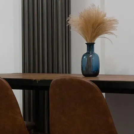 The Address Loft 22ppl *