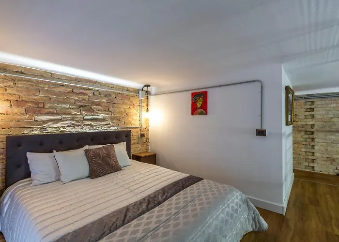 The Address Loft 22ppl * Budapest