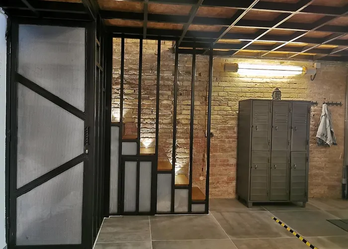The Address Loft 22ppl *