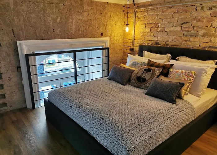 The Address Loft 22ppl * Budapeşte