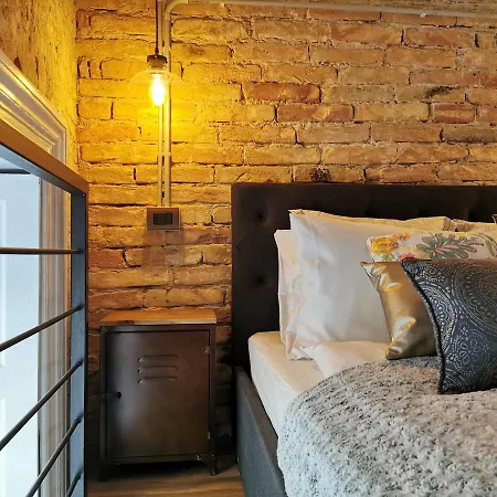 The Address Loft 22ppl *