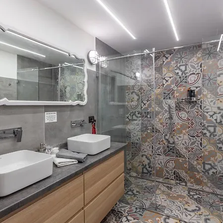 The Address Loft 22ppl アパート ブダペスト